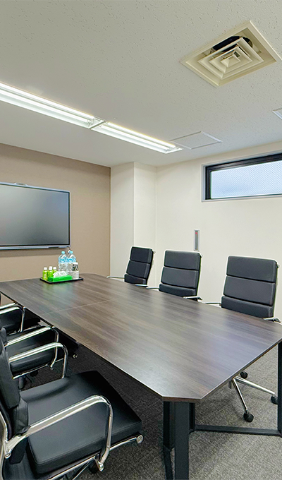 栄宝株式会社